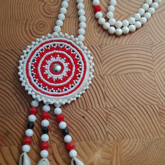 Jewelry - Picture 3 of 5